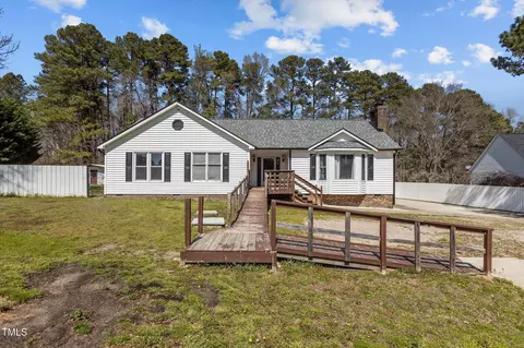 5437 Grasshopper Rd, Raleigh, NC 27610