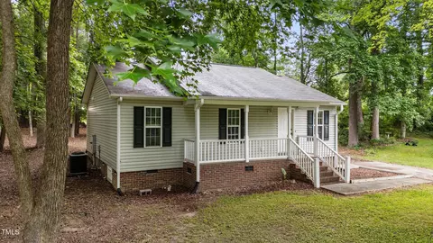 627 Gaslight Trl, Wendell, NC 27591