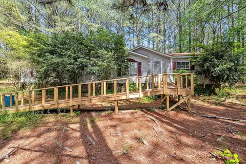 6405 Biloxis Ct, Raleigh, NC 27603