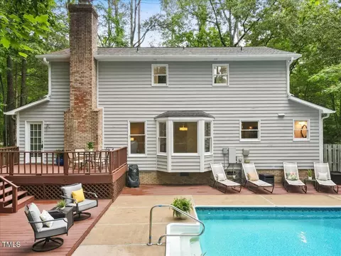 Exterior - 14 Gloucester Ct, Durham, NC 27713 photo 11 of 14