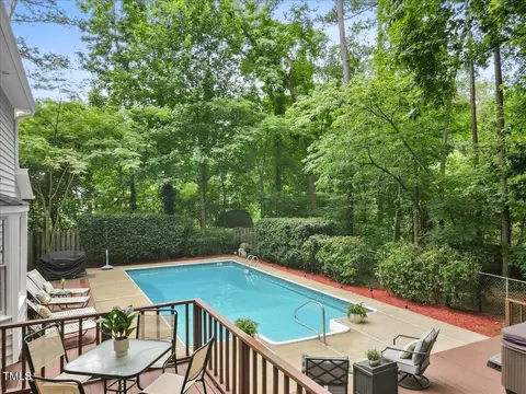 Exterior - 14 Gloucester Ct, Durham, NC 27713 photo 10 of 14