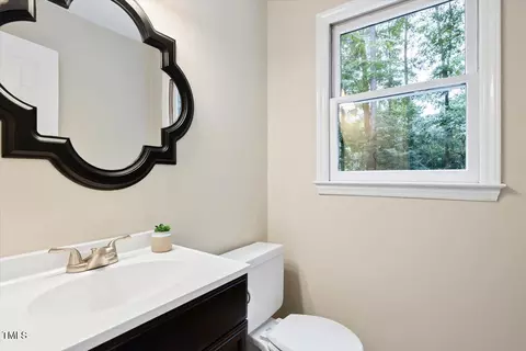 Bath - 14 Gloucester Ct, Durham, NC 27713 photo 1 of 4
