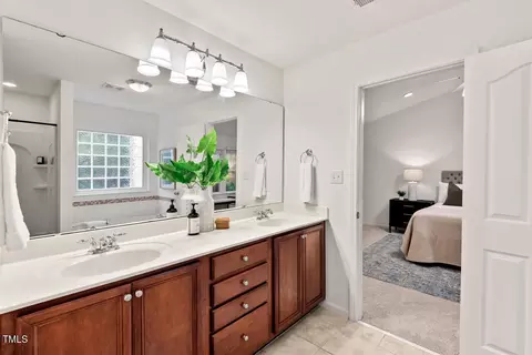 Bath - 8013 Morrell Ln, Durham, NC 27713 photo 3 of 6