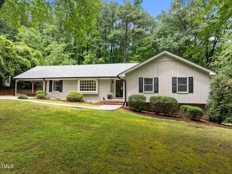 1706 Rangecrest Rd, Raleigh, NC 27612