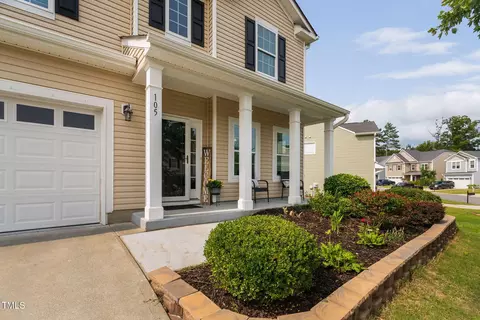 Exterior - 105 Putters Ct, Durham, NC 27703 photo 5 of 13