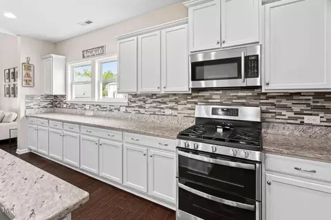Kitchen - 105 Putters Ct, Durham, NC 27703 photo 3 of 5