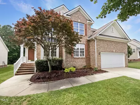 1005 Augustine Trl, Cary, NC 27518