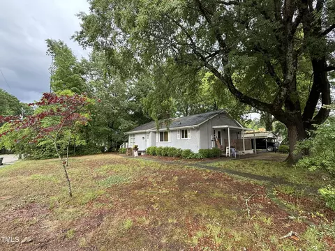 200 Walnut St, Cary, NC 27511 photo 2