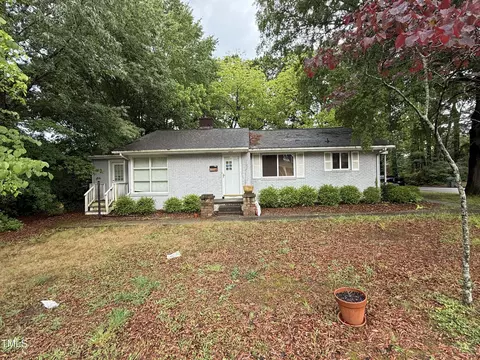 200 Walnut St, Cary, NC 27511