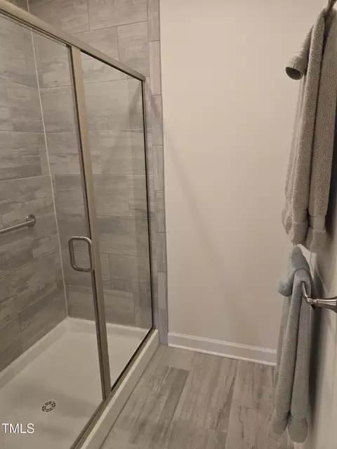 Bath - 1357 Prevenient Dr, Wake Forest, NC 27587 photo 1 of 5