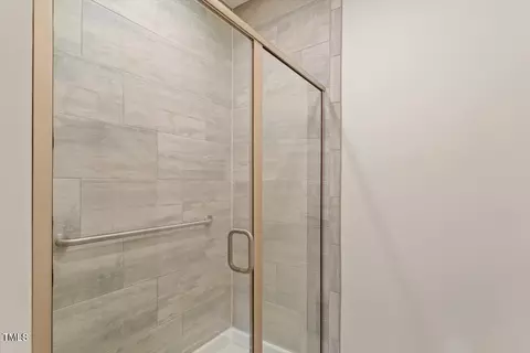 Bath - 1357 Prevenient Dr, Wake Forest, NC 27587 photo 5 of 5