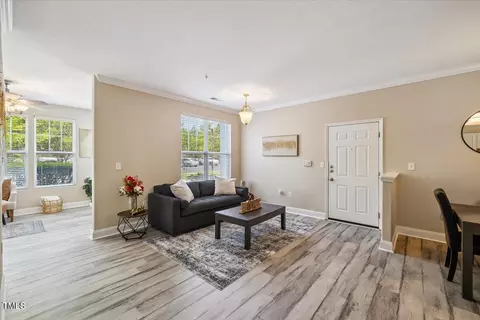 1912 Parkside Village Dr, Clayton, NC 27520