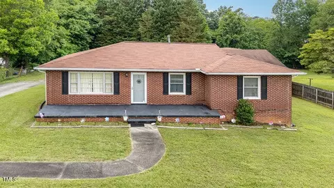 424 Camp Rd, Burlington, NC 27217