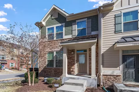 1001 Drayman Pl, Apex, NC 27502