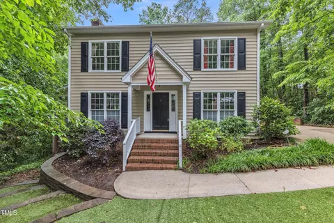 5805 Bayberry Ln, Raleigh, NC 27612
