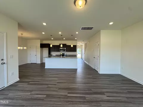 Living - 128 Bruce Dr, Dunn, NC 28334 photo 4 of 6