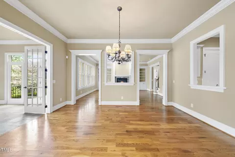 Dining - 1210 Brooks Ave, Raleigh, NC 27607 photo 4 of 4