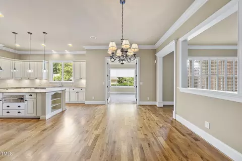 Dining - 1210 Brooks Ave, Raleigh, NC 27607 photo 3 of 4