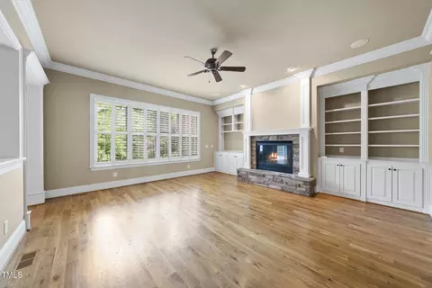 Living - 1210 Brooks Ave, Raleigh, NC 27607 photo 2 of 3