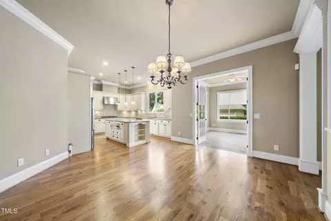 Dining - 1210 Brooks Ave, Raleigh, NC 27607 photo 2 of 4