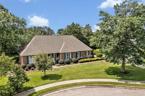14 Marigold Pl, Durham, NC 27705 photo 2