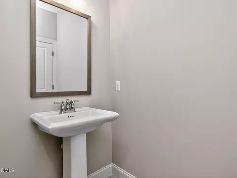 1013 Coldspring Cir, Durham, NC 27705 photo 27