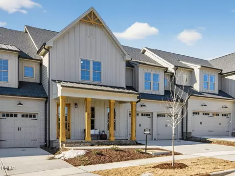 1013 Coldspring Cir, Durham, NC 27705 photo 2