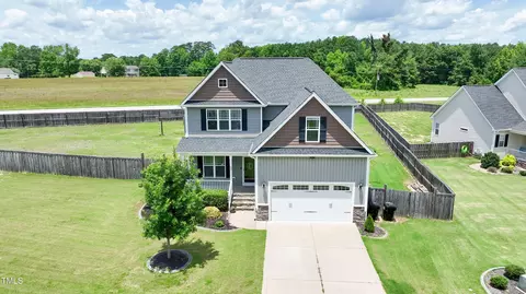 33 Northlodge Ct, Wendell, NC 27591