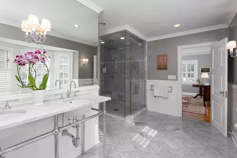 Bath - 3307 Devon Rd, Durham, NC 27707 photo 4 of 6