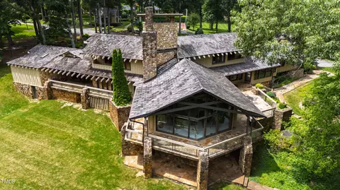 812 Kenmore Rd, Chapel Hill, NC 27514