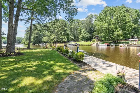 108 Big Horn Dr, Louisburg, NC 27549