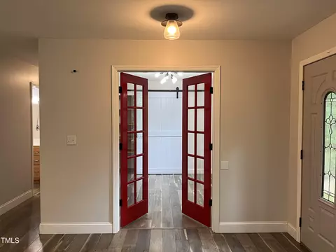 722 Knight Dr, Durham, NC 27712 photo 10