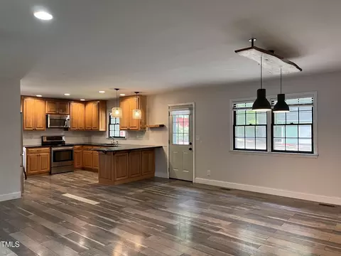 722 Knight Dr, Durham, NC 27712 photo 8