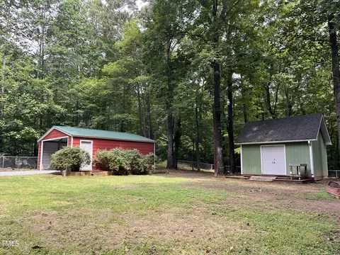 722 Knight Dr, Durham, NC 27712 photo 3