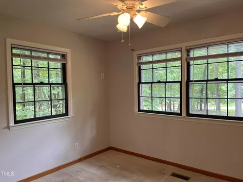 722 Knight Dr, Durham, NC 27712 photo 13