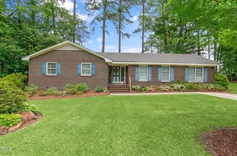 1914 Stafford Dr W, Wilson, NC 27893