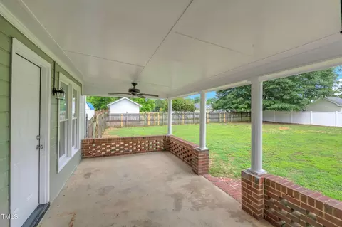 Exterior - 248 Robin Loop, Dunn, NC 28334 photo 5 of 8