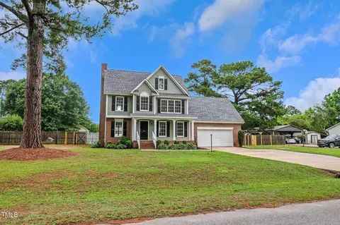 Exterior - 248 Robin Loop, Dunn, NC 28334 photo 3 of 8