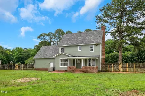 Exterior - 248 Robin Loop, Dunn, NC 28334 photo 6 of 8