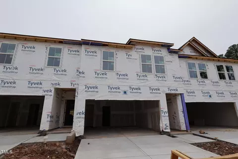 7102 Hubner Pl #46, Cary, NC 27519