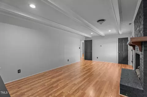 Living - 129 Castle Dr, Smithfield, NC 27577 photo 3 of 6