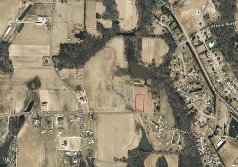 2305 Eddie Howard Rd, Willow Springs, NC 27592 photo 4