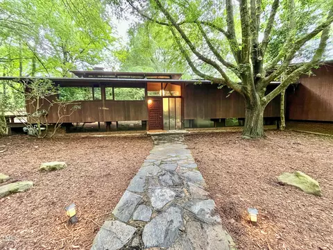 808 Indian Springs Rd, Chapel Hill, NC 27514