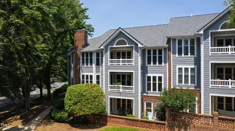 911 Washington St #304, Raleigh, NC 27605
