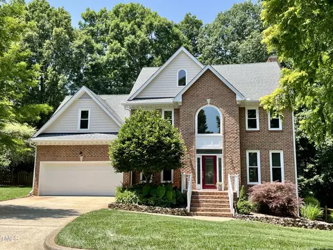 122 N Fern Abbey Ln, Cary, NC 27518