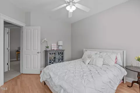 105 Bridgegate Dr, Cary, NC 27519 photo 21