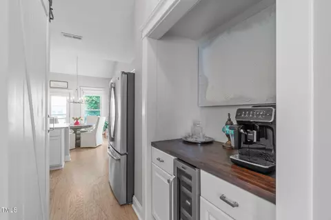 105 Bridgegate Dr, Cary, NC 27519 photo 11