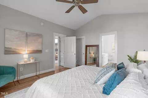 105 Bridgegate Dr, Cary, NC 27519 photo 17