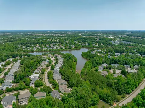 105 Bridgegate Dr, Cary, NC 27519 photo 35