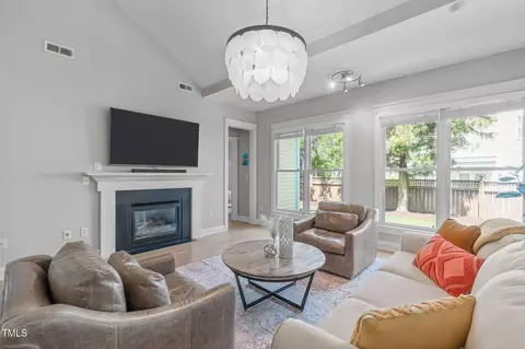 105 Bridgegate Dr, Cary, NC 27519 photo 15